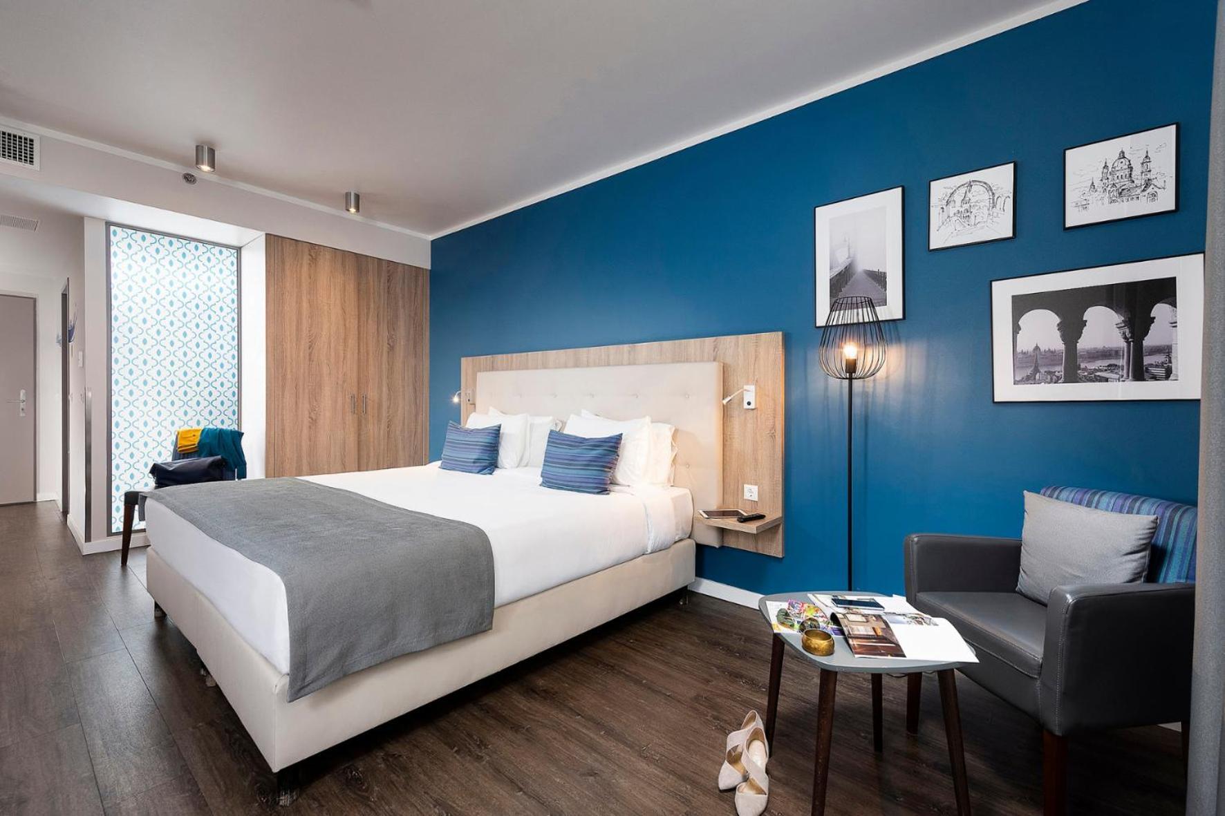 Hotel Three Corners Lifestyle 4*